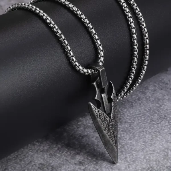 Collar lanza nórdica